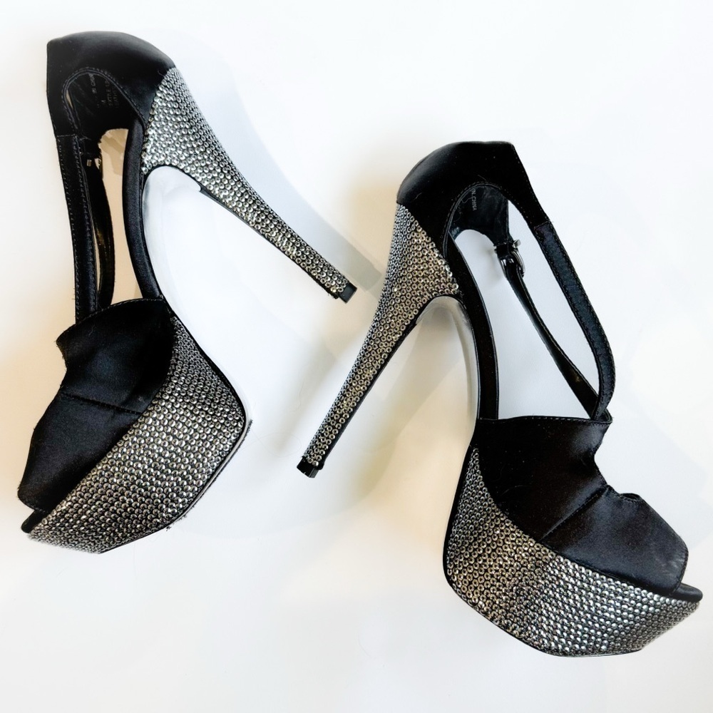 H by Halston sequin jeweled/ embellished platform heel ❤️ - Picture 5 of 7